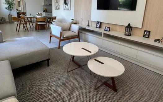 Casa de 03 quartos disponível para venda no bairro Bom Retiro