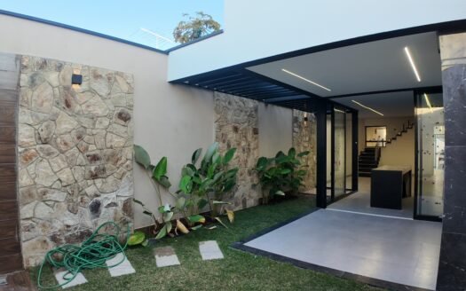 Casa Ideal para quem valoriza espaço e conforto!